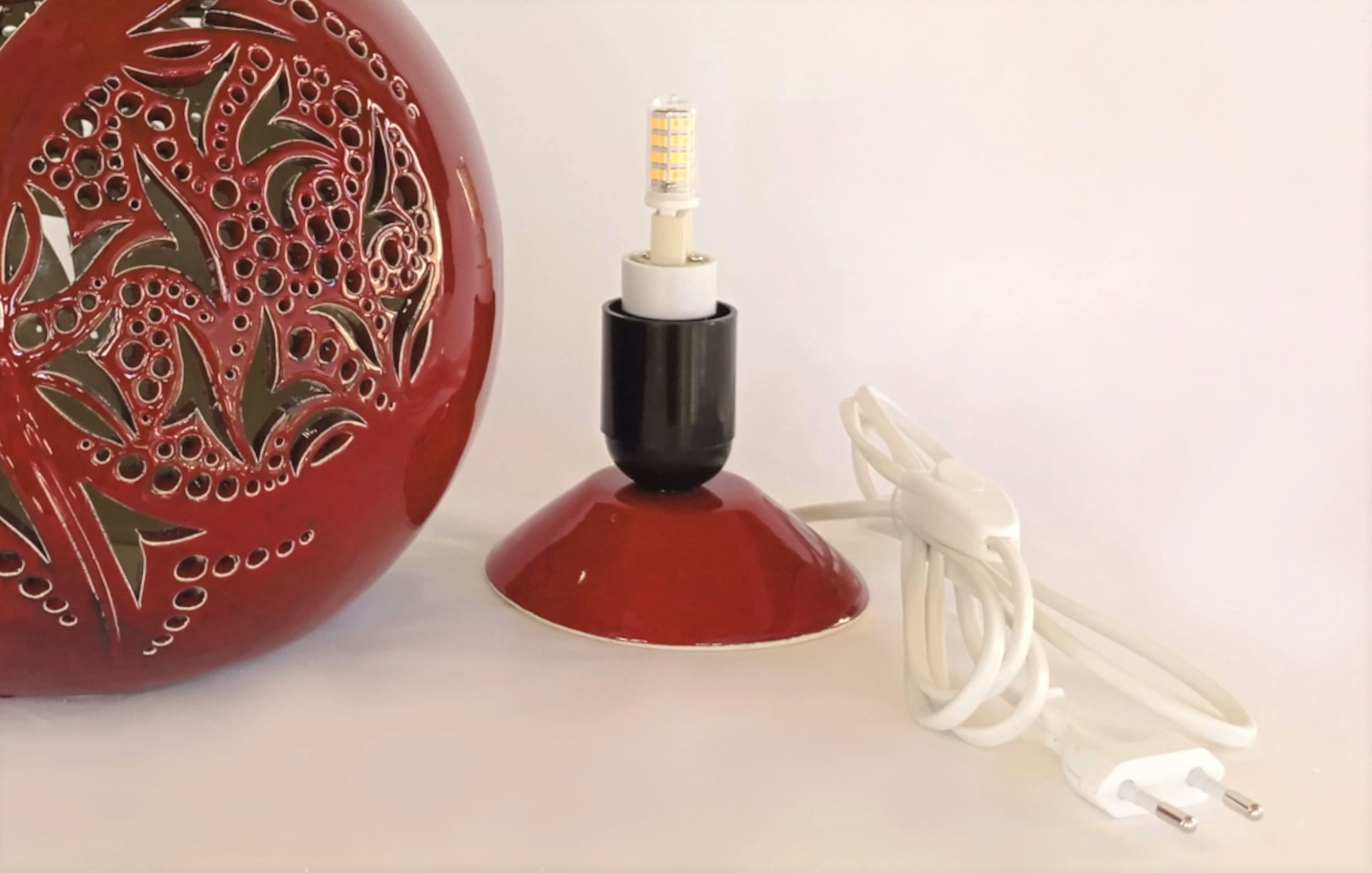 Lampe Céramique - Sphère rouge