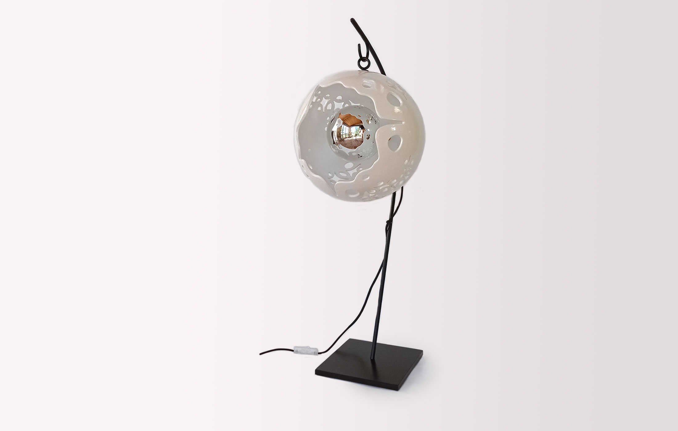 Lampe céramique Eclosion sur pied